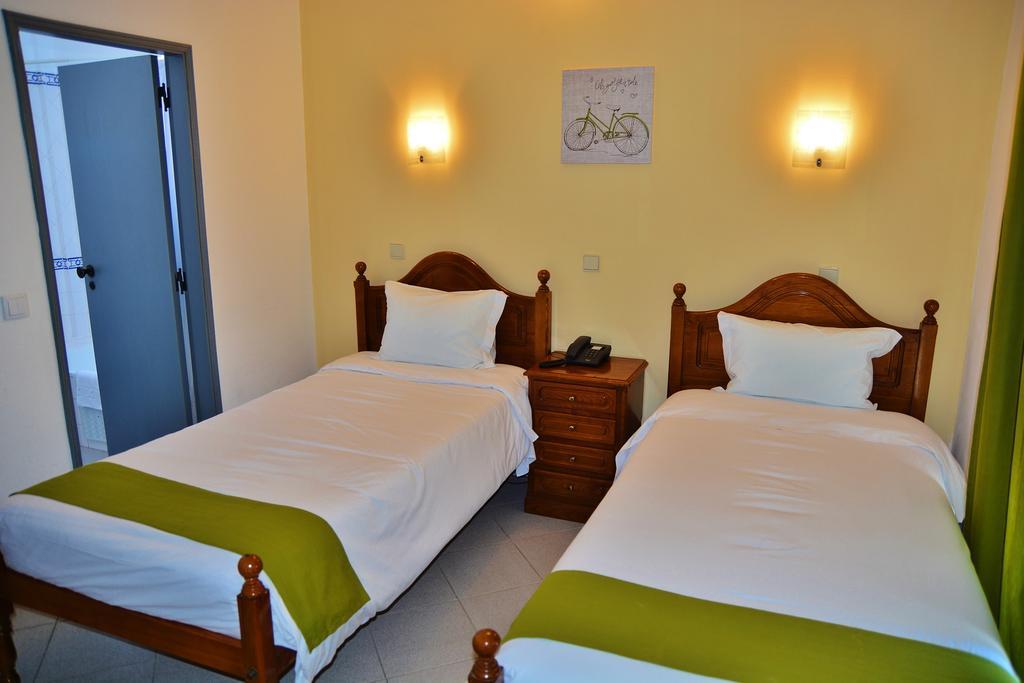 Residencial A Doca Hotel Faro Ngoại thất bức ảnh