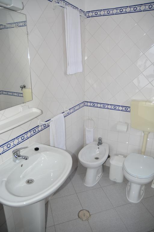 Residencial A Doca Hotel Faro Phòng bức ảnh