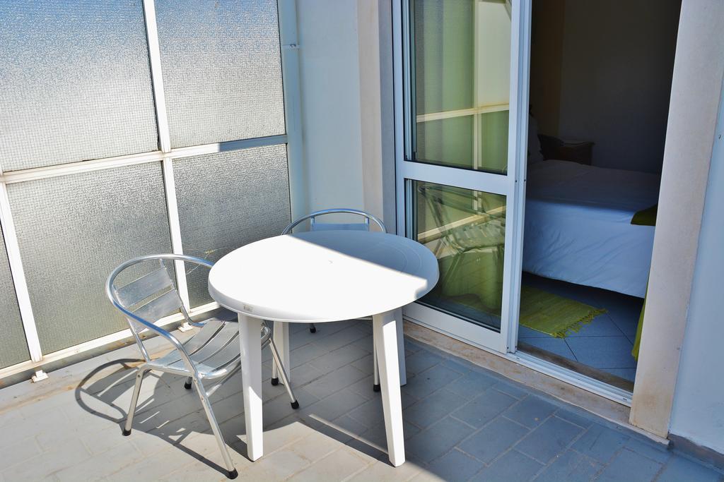 Residencial A Doca Hotel Faro Ngoại thất bức ảnh